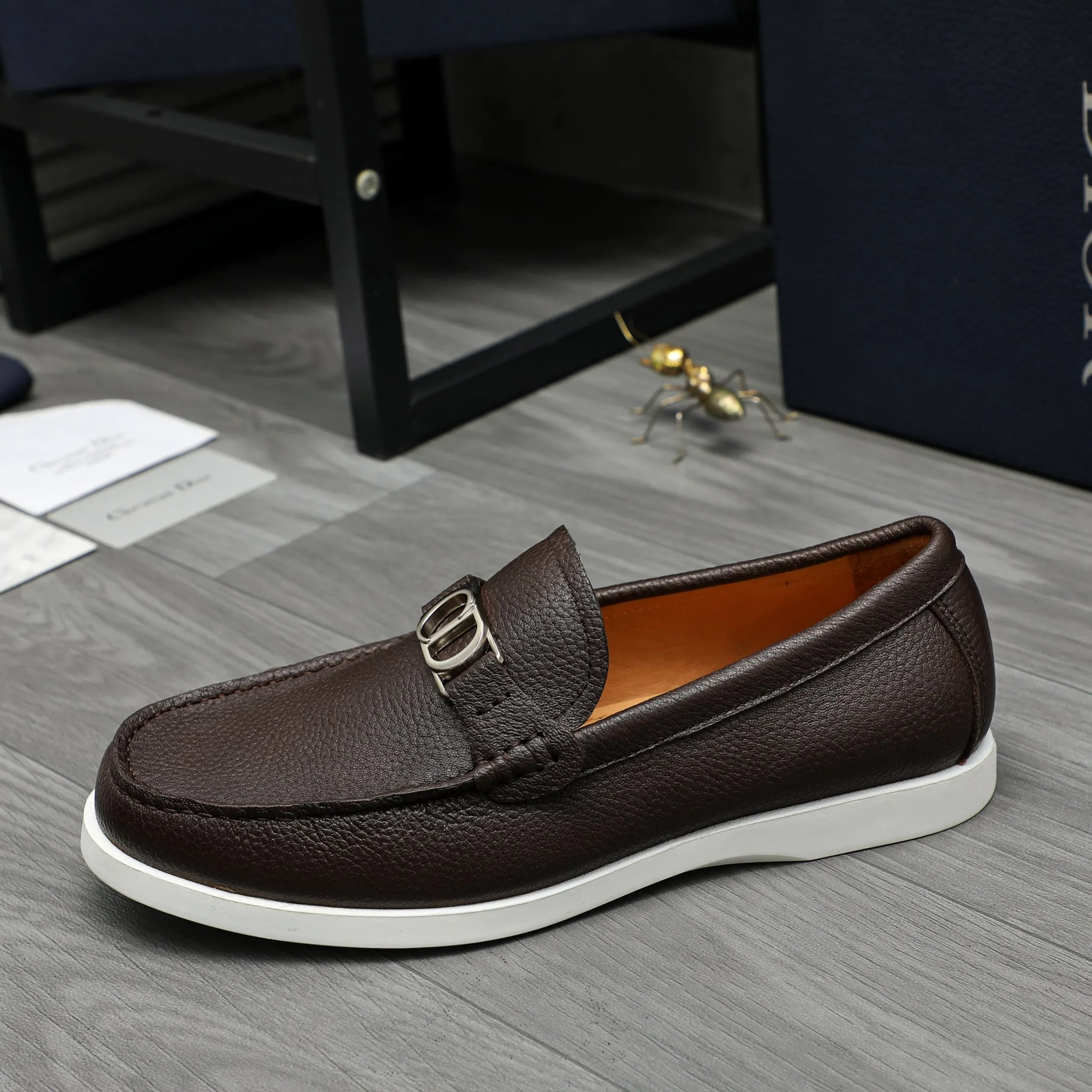 Men's shoes 💰460 Product trademark: Dior "Dior" casual slip-on leather shoes Regular size: 39-44 Product material: Selected pebbled cowhide upper, cowhide lining, rubber outsole